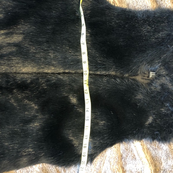 Faux Fur Forever 21 Vest - Picture 9 of 12